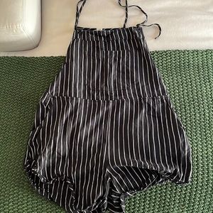 BILLABONG BLACK AND WHITE STRIPED OVERALLS